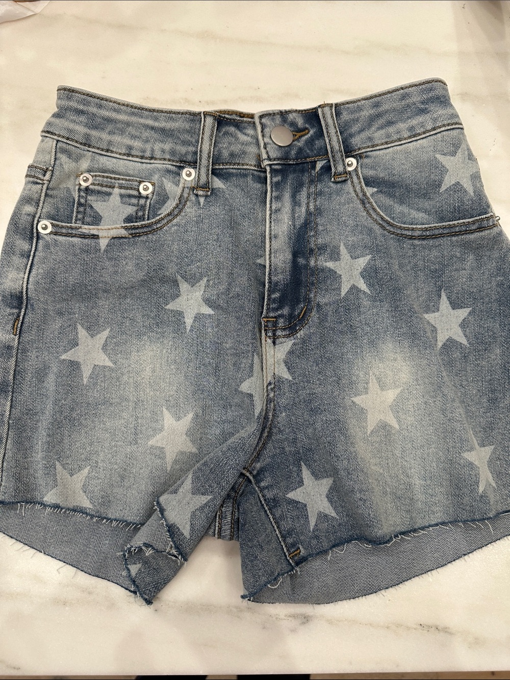 Pink Lily size 25 High-Rise Star Print Denim Shorts - Blue.  Like new